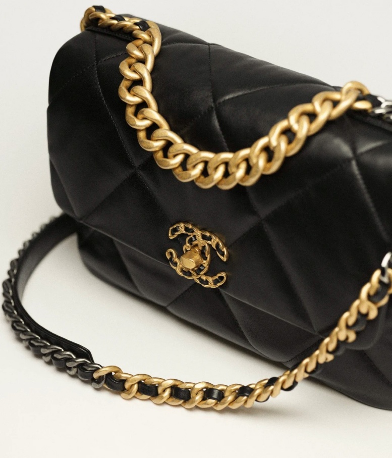 CHANEL 19---_$1779504597546043769.jpg CHANEL 19---.jpg